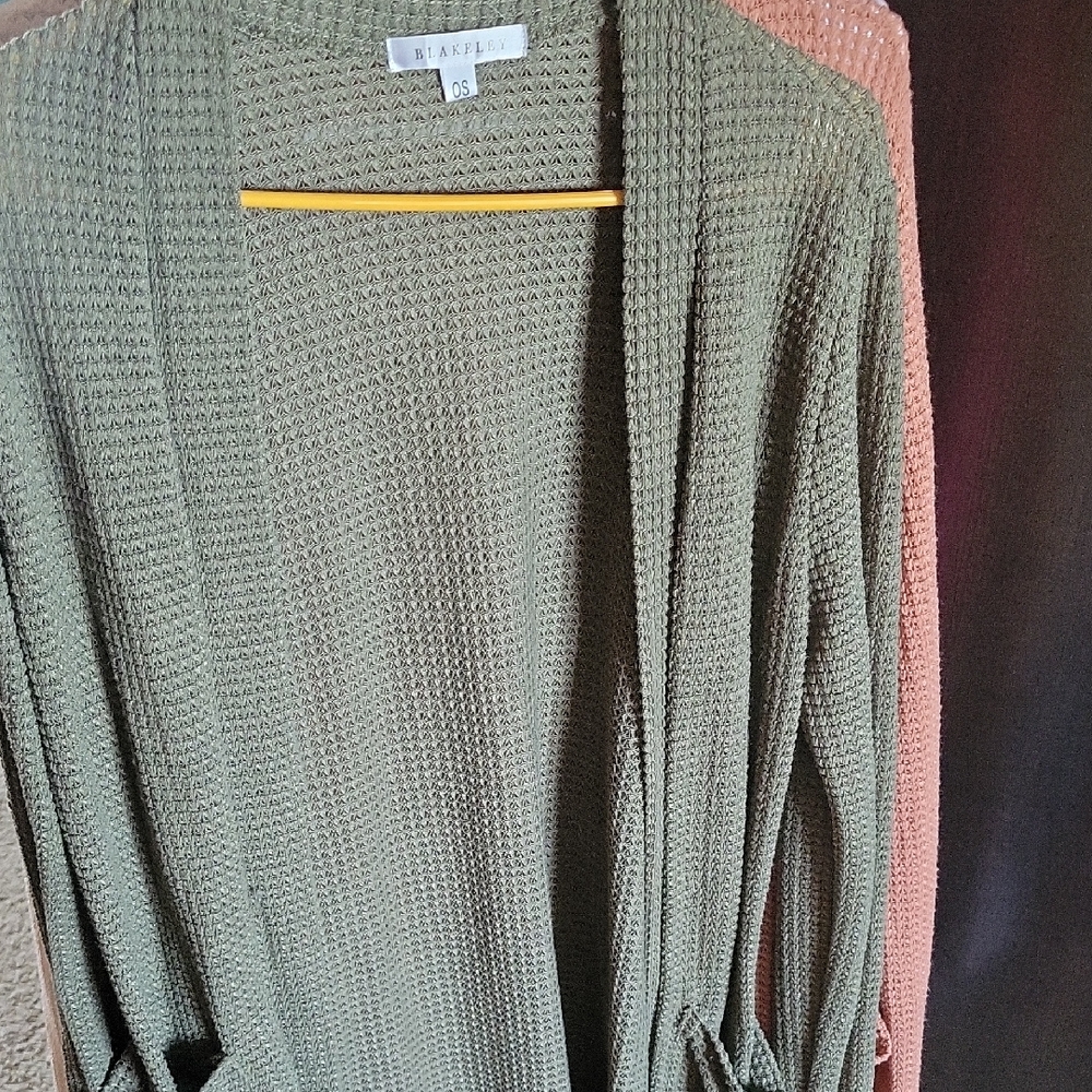 NWOT Barefoot Dreams Green Cardigan Sweater